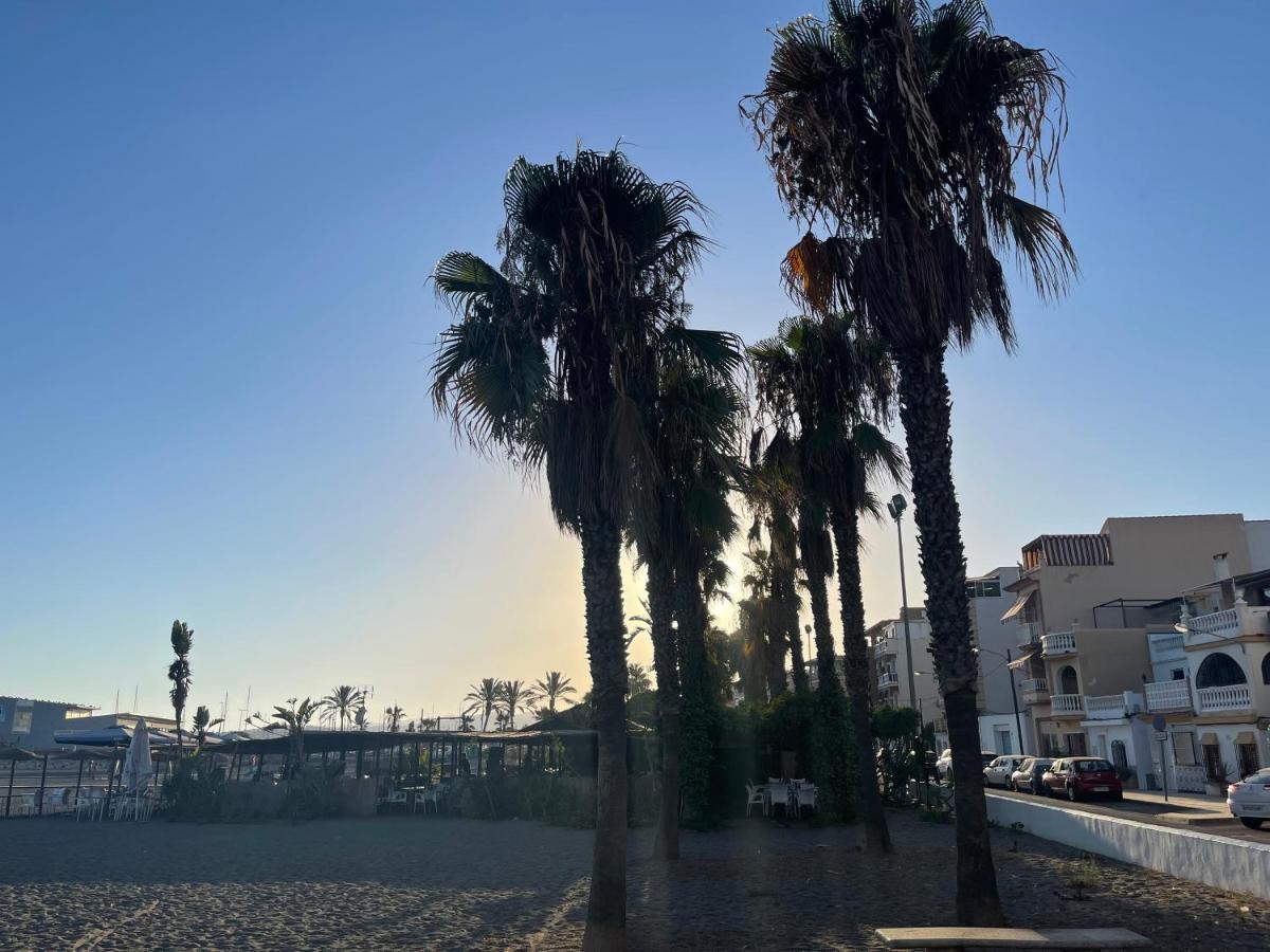 卡莱塔·德·贝莱斯La Casita Del Pescador别墅 外观 照片